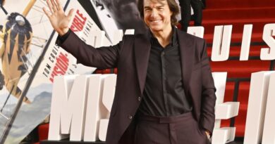 Tom Cruise filme une scène de combat pour « Star Wars », « Starfighter »