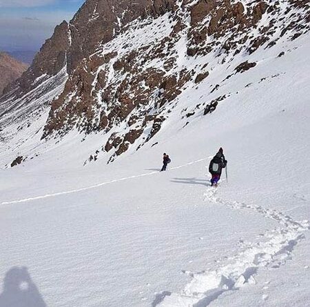 Toubkal : 3 personnes ne sont pas retrouvées après une avalanche.