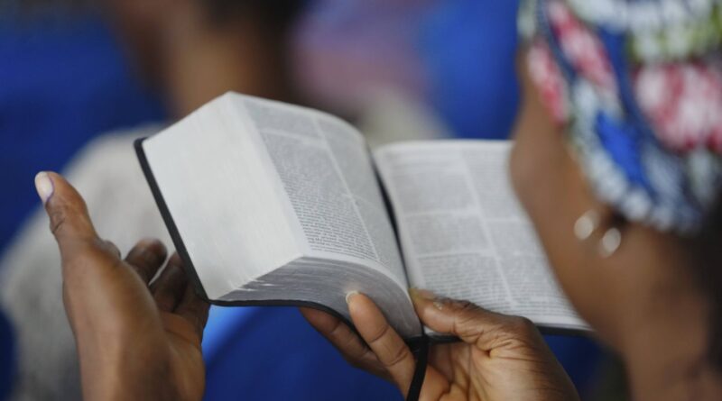 Trump dénonce un « génocide » au Nigeria, 160 chrétiens enlevés.