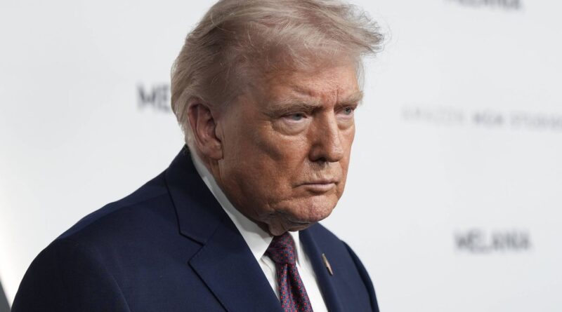 Trump menace le Canada de taxes et sanctionne ses avions.