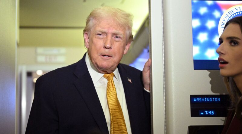 Trump réaffirme son contrôle sur le Venezuela et avertit la Colombie.