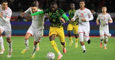 Tunisie–Mali : score de 0-0 à la mi-temps, le Mali à dix après rouge.