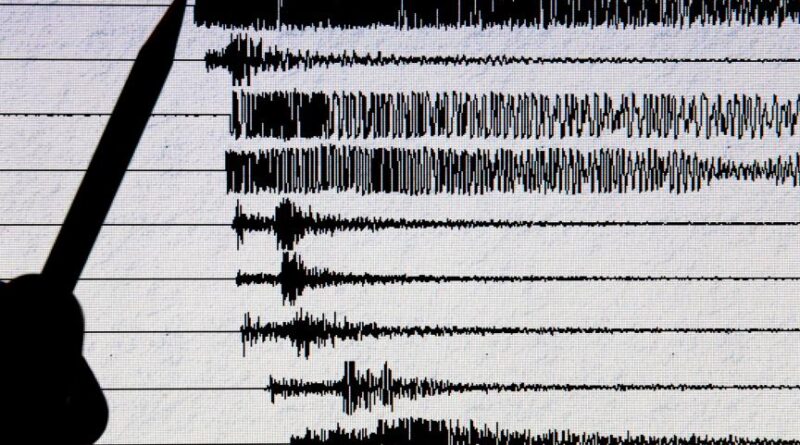 Un expert alerte sur un risque de séisme fort début 2026.