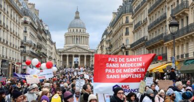 Un syndicat de médecins libéraux déclare : "Nous ne cessons pas la grève des urgences"