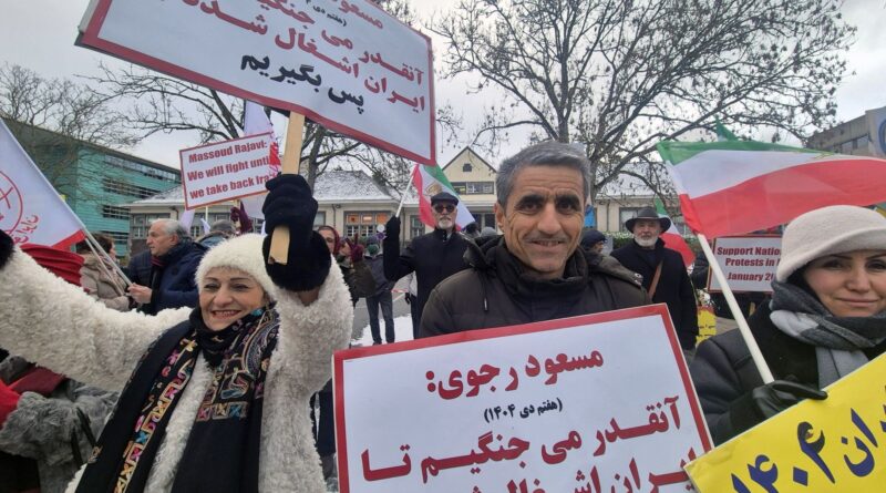 Une vingtaine d’Iraniens protestent en Belgique contre les arrestations arbitraires.