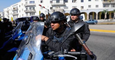 Venezuela : La police tire sur des drones près du Palais à Caracas