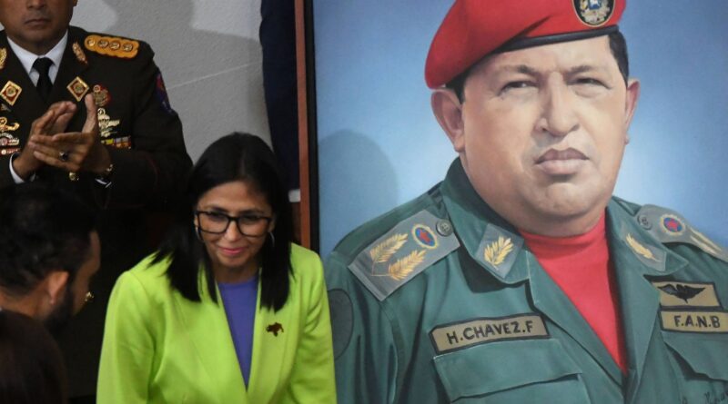 Venezuela : La remplaçante de Maduro s'insurge contre l'ingérence des États-Unis.