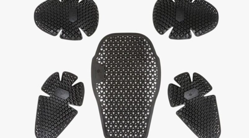 Veste vélo : armure avec 5 protections invisibles et rassurantes.