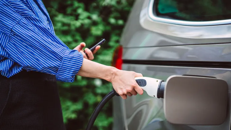 La recharge est-elle encore un obstacle à l’achat d’une voiture électrique ?