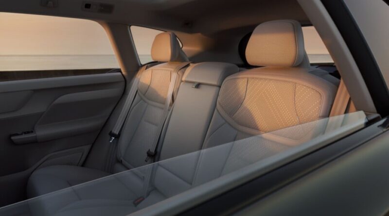 Volvo dévoile l’EX60 : prix, date et caractéristiques contre Model Y et concurrents allemands