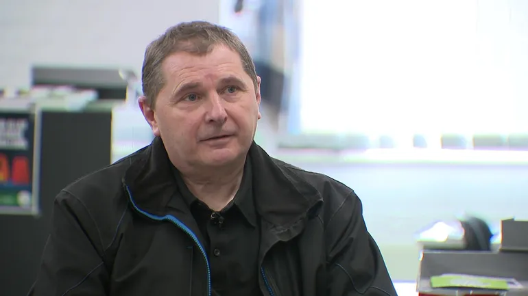 A 58 ans, José peine à retrouver un emploi.