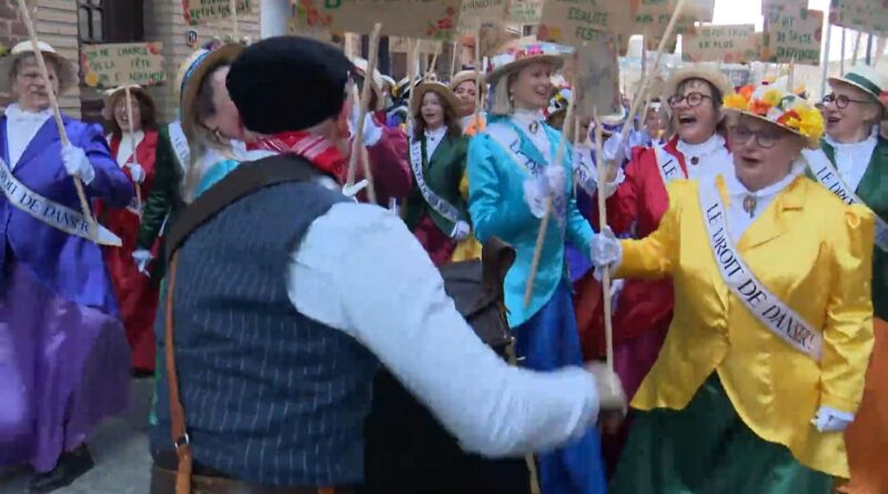 À Binche, les Colombines s'affichent en suffragettes pour revendiquer un droit de danser.
