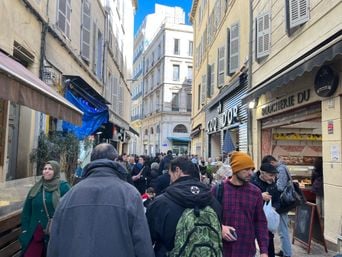 À Marseille, préparatifs pour le ramadan : entre « Rush » et « mois de repos »