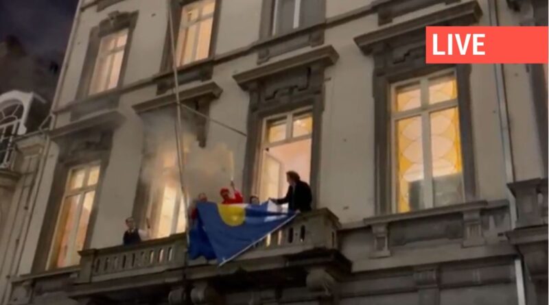 Accord de gouvernement signé entre sept partis à Bruxelles après conclave décisif