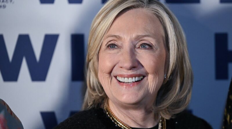 Affaire Epstein : Hillary Clinton accuse Donald Trump de dissimulation.