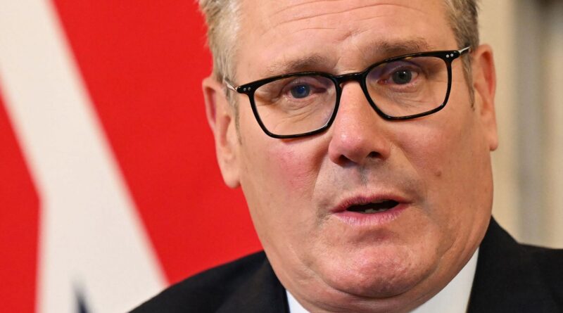 Affaire Epstein-Mandelson : Keir Starmer, Premier ministre, en pression