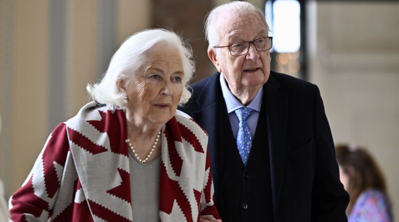 Affaire Epstein : ni la Reine Paola, ni la Reine Mathilde ne l'ont salué.