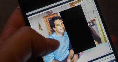 Affaire Epstein : Victimes demandent le retrait de leur nom des documents.