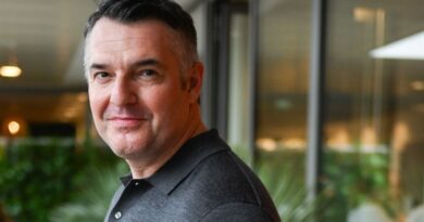 Arnaud Ducret révèle la somme incroyable gagnée au casino.