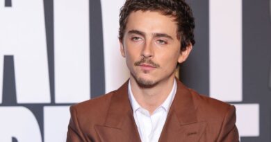 ASSE : Timothée Chalamet présente le 4e maillot au JT de TF1