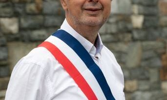 Avalanches : Serge Revial, maire de Tignes, veut garder tout le monde en vie.