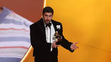 Bad Bunny remporte plusieurs prix aux Grammy Awards 2023.