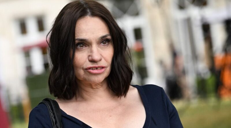 Béatrice Dalle ne s'est pas réconciliée avec JoeyStarr depuis deux ans.