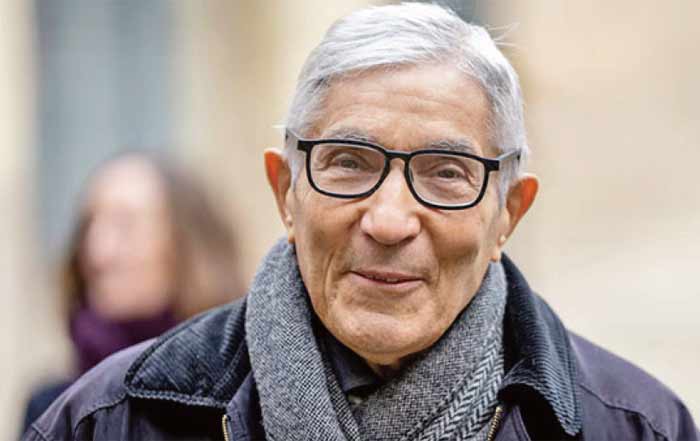 Boualem Sansal, écrivain franco-algérien, devient membre de l'Académie française.