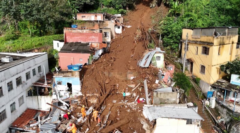 Brésil : 36 morts et 33 disparus après des pluies torrentielles