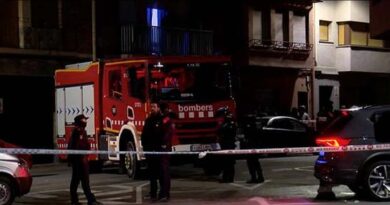 Cinq jeunes Marocains trouvent la mort dans un incendie en Catalogne.