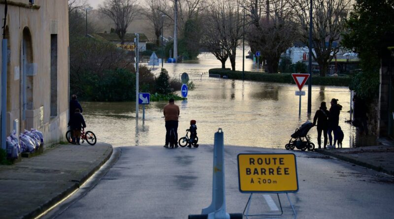 Crues et inondations : Vigilance rouge, trois départements en danger.
