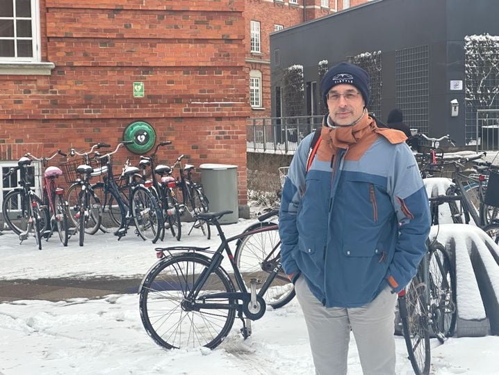 Jamal, maroco-danois, note un climat parfois ouvertement islamophobe et assez nauséabond au Danemark.