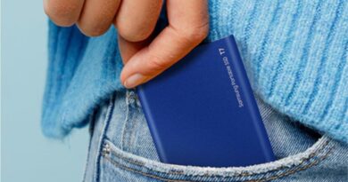 Darty lance une offre sur le SSD T7 Samsung 2 To avec un cadeau.