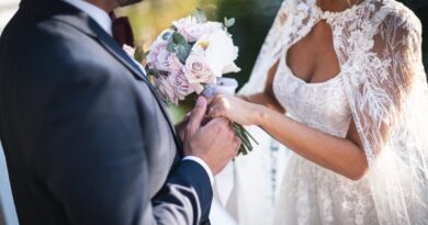 De "Mariés au premier regard" à "Qui veut épouser mon fils" : télé et mariage s'allient.