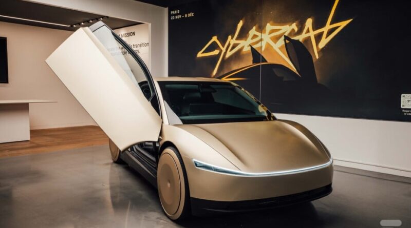 « Elon Musk affirme que les Tesla Robotaxi ont quatre fois plus d'accidents »