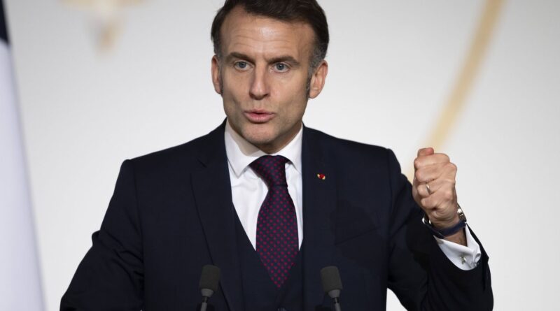 Emmanuel Macron : LFI, un parti d'extrême gauche aux expressions antisémites.