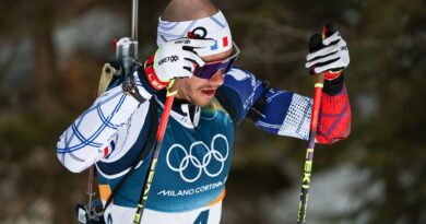EN DIRECT JO 2026 - Biathlon : Les Bleus peuvent-ils décrocher l'or ?