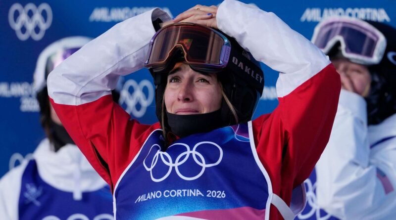 EN DIRECT JO d'hiver 2026 : Perrine Laffont et les Bleues reviennent.