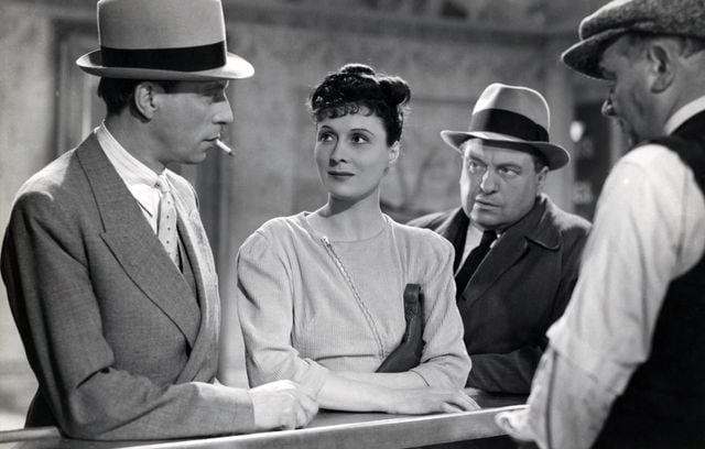Arletty, Louis Jouvet, Armand Lurville, André Brunot dans « Hôtel du Nord » de Marcel Carné (1938)