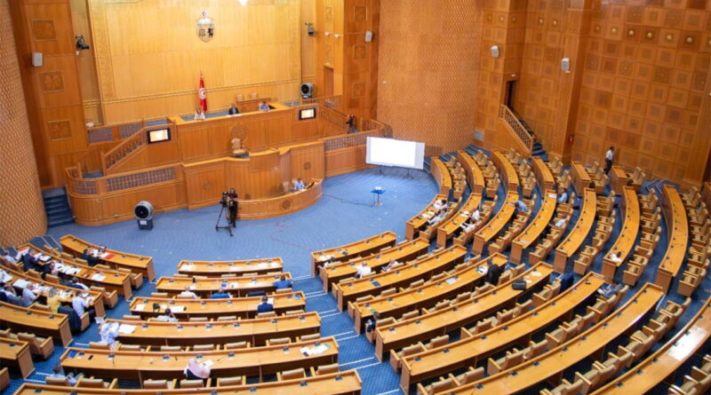 Énergie : la Tunisie doit accélérer ses projets face à un déficit record.