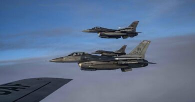 États-Unis : Un pilote de chasse arrêté pour « trahison ».