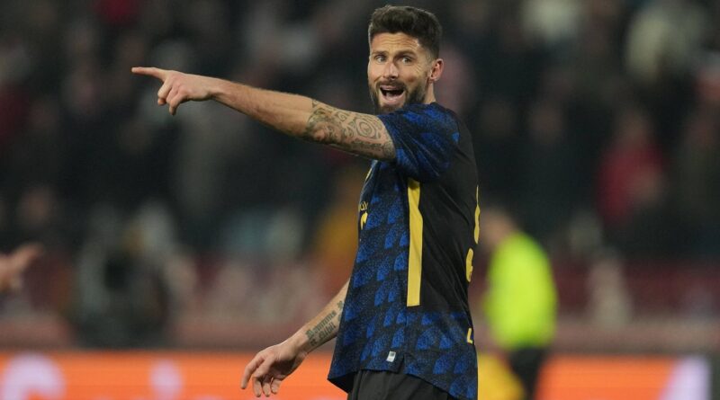 Etoile Rouge - Lille : Giroud ne atteint pas 300 buts en club.