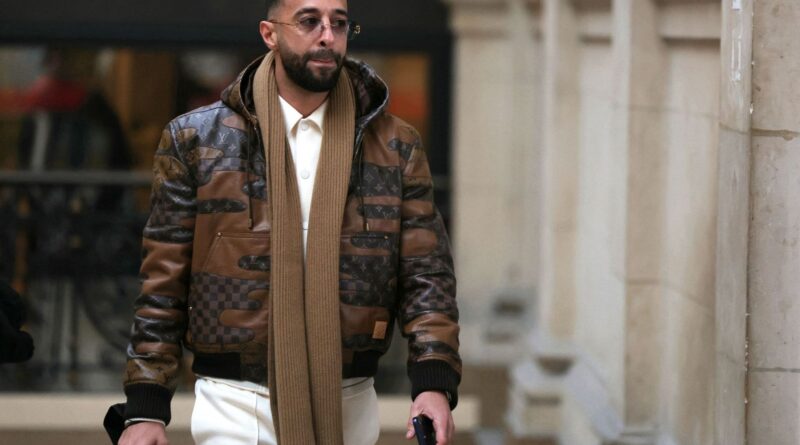 "Face à Naps, la plaignante témoigne : 'Je ne me suis jamais sentie aussi anéantie'."