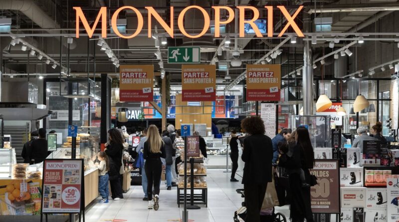 Fermetures et transformations : les villes touchées par Monoprix et Lidl