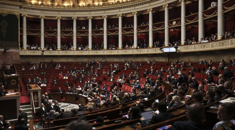 Fin de vie : Les députés approuvent le droit à l'aide à mourir.