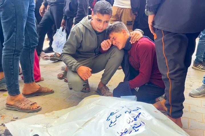 Samedi, Gaza a de nouveau subi des frappes israéliennes particulièrement meurtrières malgré le cessez-le-feu.