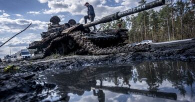 Guerre en Ukraine : Attaque russe tue trois employés d'une centrale thermique.