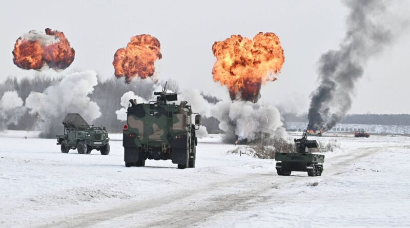 Guerre en Ukraine : Trump ne réagit pas, Kiev attaque la Russie, Hongrie agacée