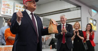 Hamburgers pour tout le monde ! Trump ne prépare pas son entourage avant d'attaquer l'Iran.