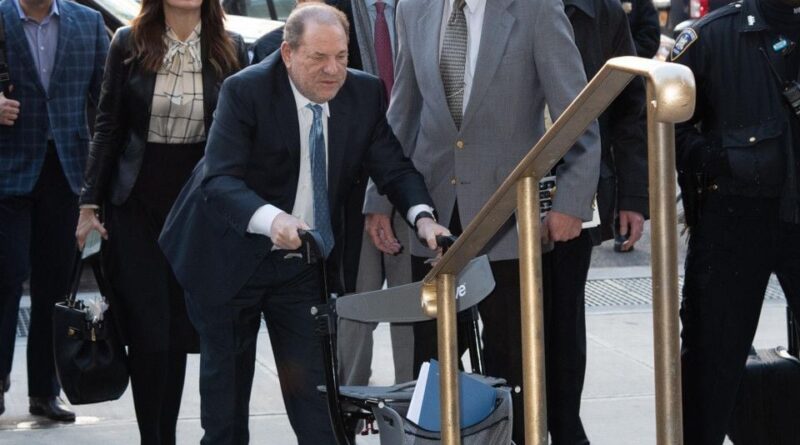 Harvey Weinstein recrute les avocats de P. Diddy et Luigi Mangione pour son procès à New York.